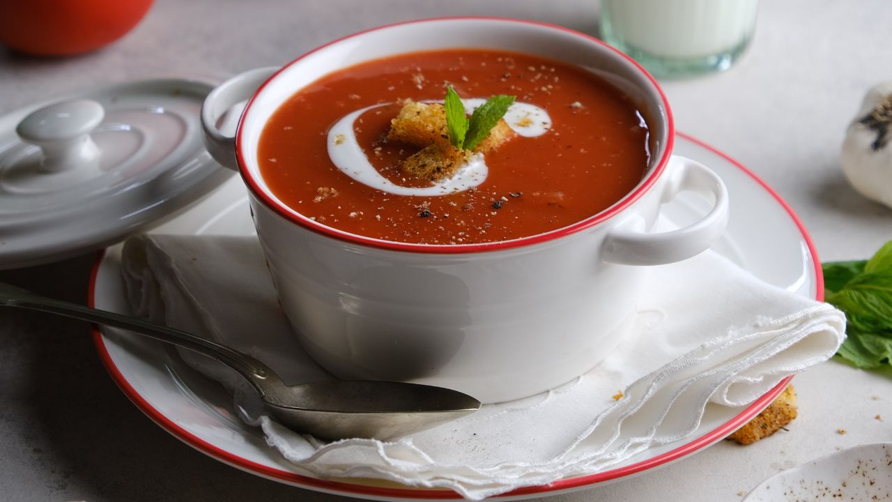 How To Make Tomato Soup At Home